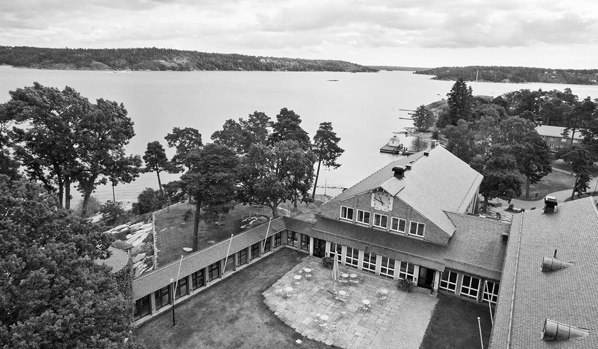 vår gård Kitiggården AB wird gebildet